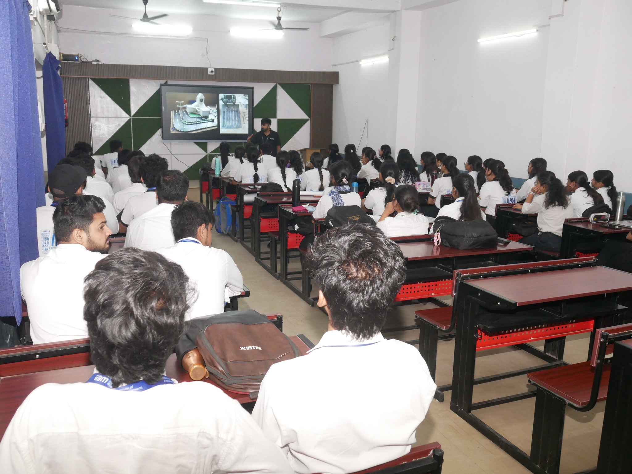 Innovation Program – Think Different, Build Different