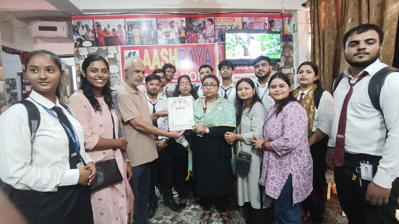 IIBM Organise Heart warming Event At Aashraya Old Age Home